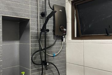 Setia Warisan Tropika (Belladonna)