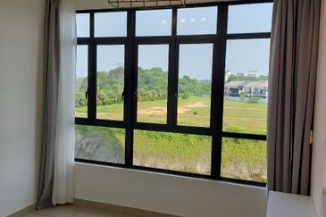 Zentro Residences @ 16 Sierra