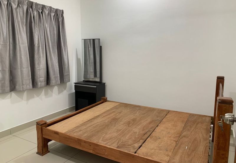 Residensi Zamrud (Zamrud Residensi)