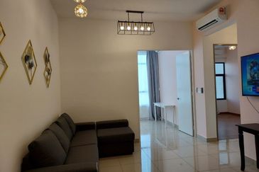 Zentro Residences @ 16 Sierra