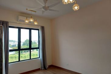 Zentro Residences @ 16 Sierra