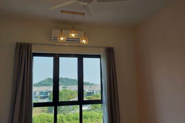 Zentro Residences @ 16 Sierra