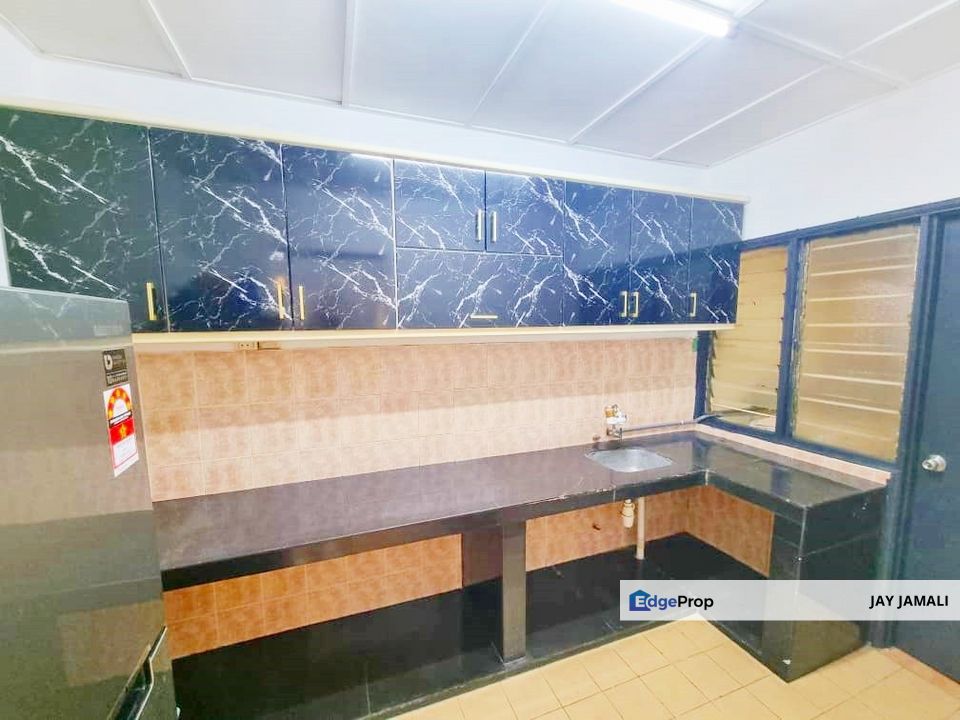 Unit Murah dan berbaloi di Taman Wawasan Puchong, Pusat Bandar Puchong, Bandar Puteri - Saraka Apartment untuk dijual, Selangor, Puchong