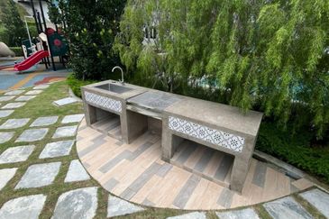 Tangerine Suites @ Sunsuria City