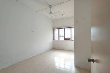 [FACING OPEN] 2-STY Terrace House Kemuning Greenville, Kota Kemuning Shah Alam For Sale