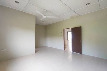 [FACING OPEN] 2-STY Terrace House Kemuning Greenville, Kota Kemuning Shah Alam For Sale