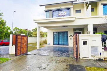 Avista @ Warisan Puteri