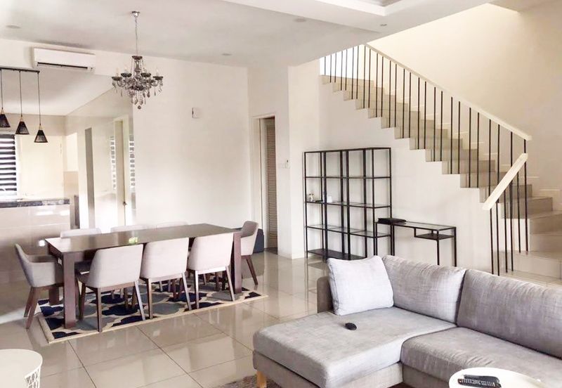 Avista @ Warisan Puteri