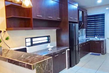 Avista @ Warisan Puteri