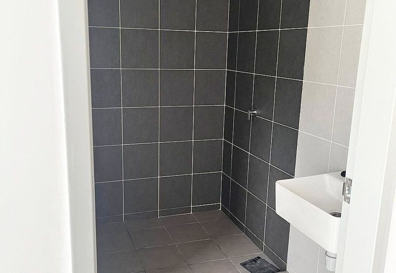 Bandar Baru Salak Tinggi