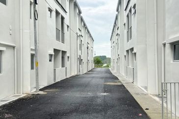 Bandar Baru Salak Tinggi