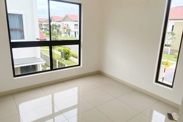 Setia Warisan Tropika