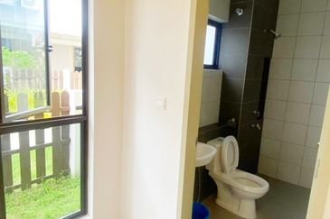 Setia Warisan Tropika