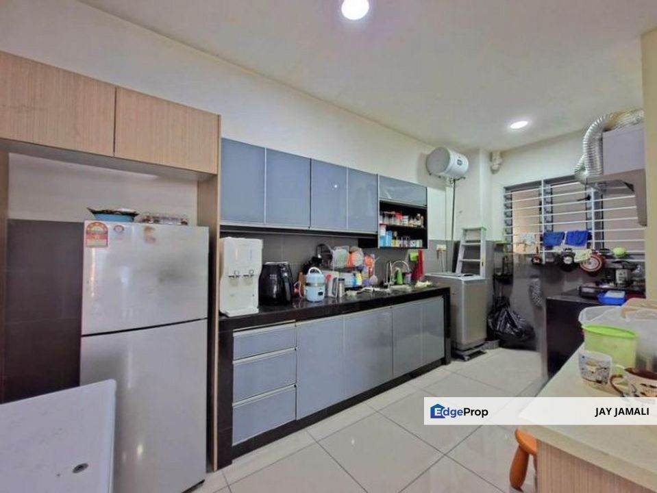 HARGA MURAH| MOVE IN CONDITION|PARTLY FURNISHED| PURI TOWER CONDO PUCHONG FOR SALE, Selangor, Puchong