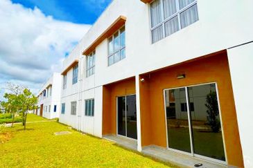 Casa Bluebell @ Cybersouth