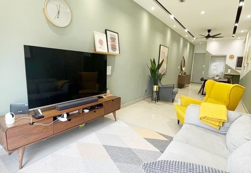 Casa Bluebell @ Cybersouth