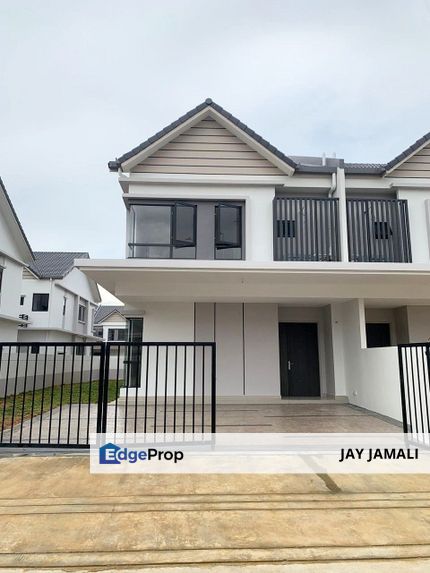 END LOT NEW UNIT NEW PHASE Double Storey Semi Detached @ Sejati Lakeside 2, Cyberjaya for rent, Selangor, Cyberjaya