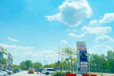 Casa Wood @ Cybersouth