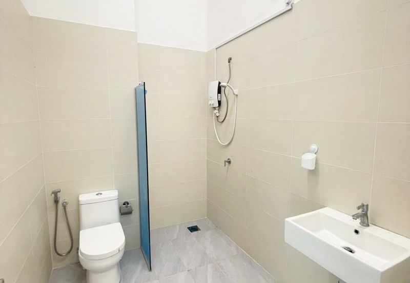 Casa Wood @ Cybersouth