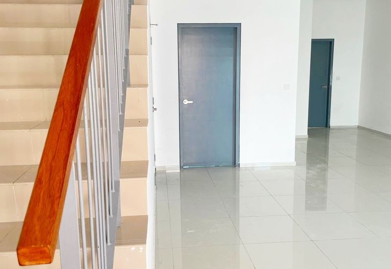 Casa Wood @ Cybersouth