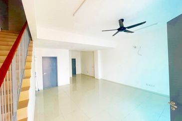 Casa Wood @ Cybersouth