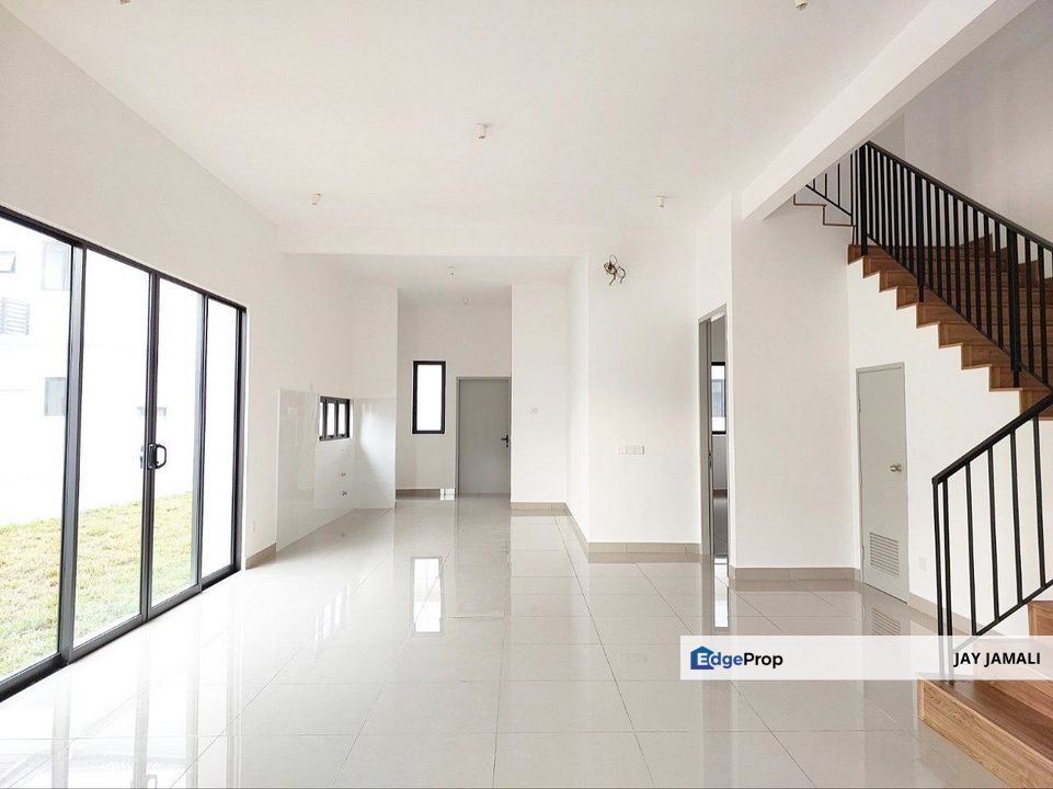 NEW UNIT & NEW PHASE FOR SALE Double Storey Semi Detached @ Sejati Lakeside 2, Cyberjaya , Selangor, Cyberjaya