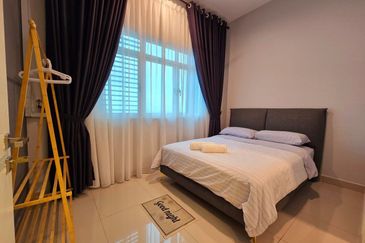 La Thea Residences @ 16 Sierra