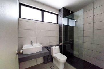 Setia Warisan Tropika