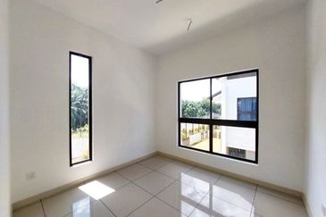 Setia Warisan Tropika