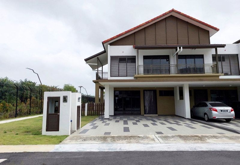 Setia Warisan Tropika