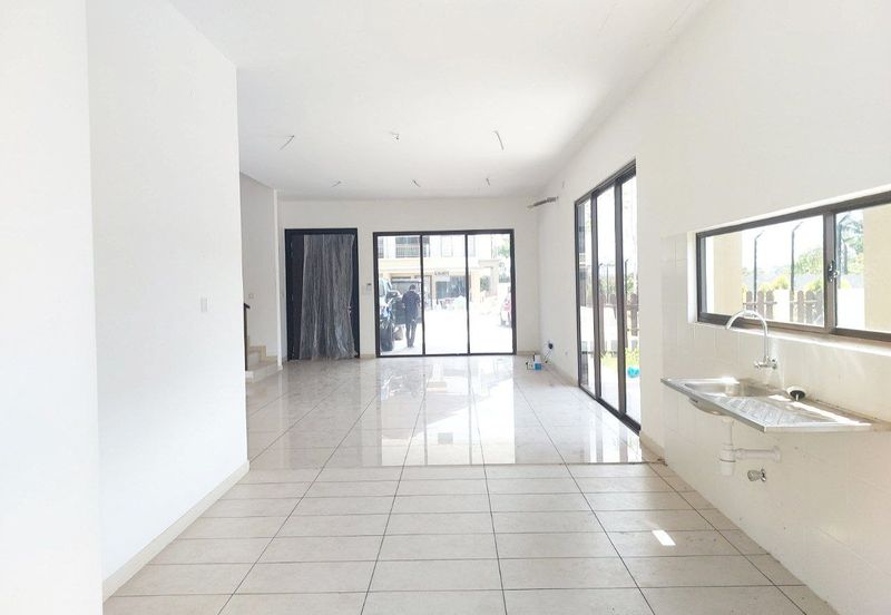 Setia Warisan Tropika