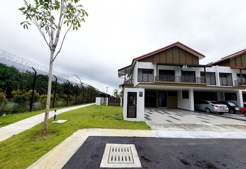 Setia Warisan Tropika