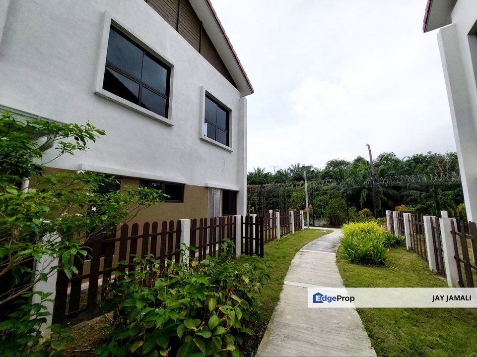 NEW CORNER LOT UNIT| Double Storey Terrace @ Adenia, Taman Setia Warisan Tropika, Sepang for rent, Selangor, Sepang
