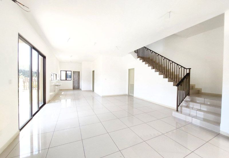 Setia Warisan Tropika