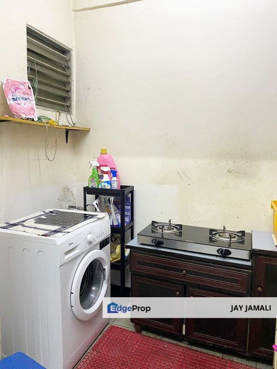 BELOW MARKET VALUE 🔥Fully Furnished Permai Villa Apartment, Puchong Permai, Puchong for sale, Selangor, Puchong