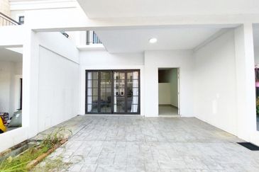 Monet Springtime @ Sunsuria City