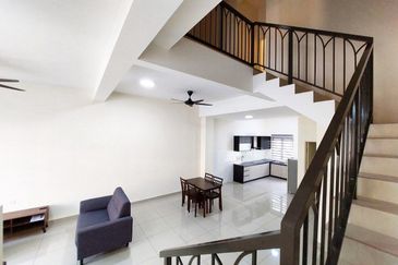 Monet Springtime @ Sunsuria City