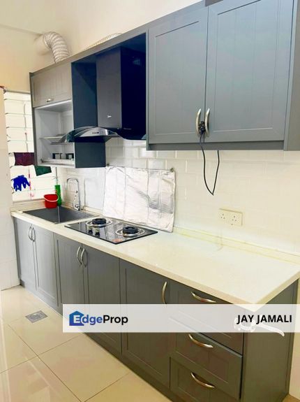 Casa Bluebell Cybersouth Ground floor Townhouse for rent with Full Set Kitchen Cabinet and Air Cond, Selangor, Cyberjaya