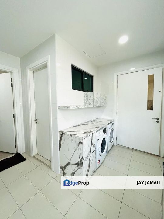 Sejati Residences, Cyberjaya 3-Storey Semi-Detached House FOR RENT Fully Furnished, Selangor, Cyberjaya
