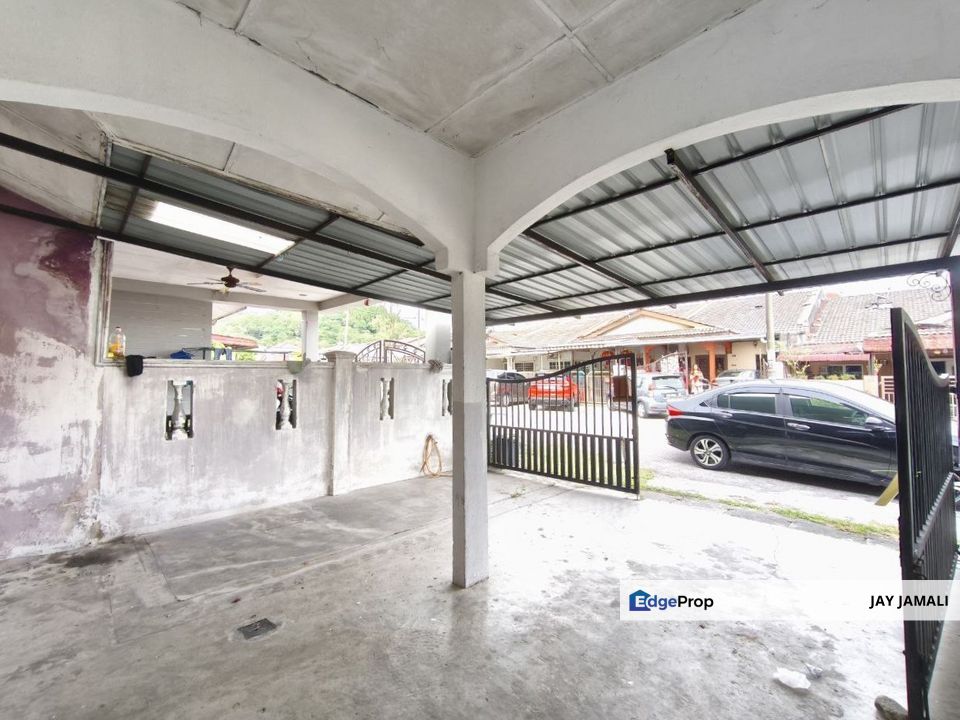 Renovated Single Storey Terrace @ Taman Sri Andalas, Klang FOR SALE, A great location with family-friendly surroundings and excellent connectivity, Selangor, Klang