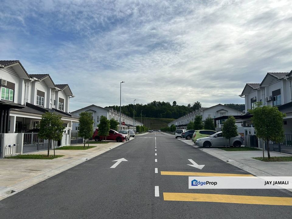 Double Storey Terrace @ M Senyumia, Bandar Baru Salak Tinggi  FOR RENT with worthit rental price, Selangor, Sepang