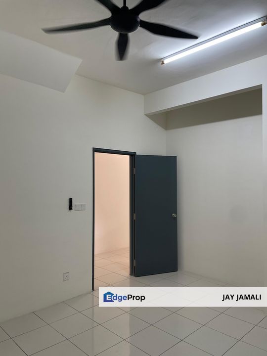 FOR RENT | Ground Floor Townhouse Unit @ KITA Mesra, Cybersouth  , Selangor, Sepang
