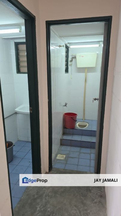 PANGSAPURI TERATAI, DEKAT SEKOLAH, MURAH, END UNIT, BUKIT SUBANG U16 FOR SALE, Selangor, Bukit Subang