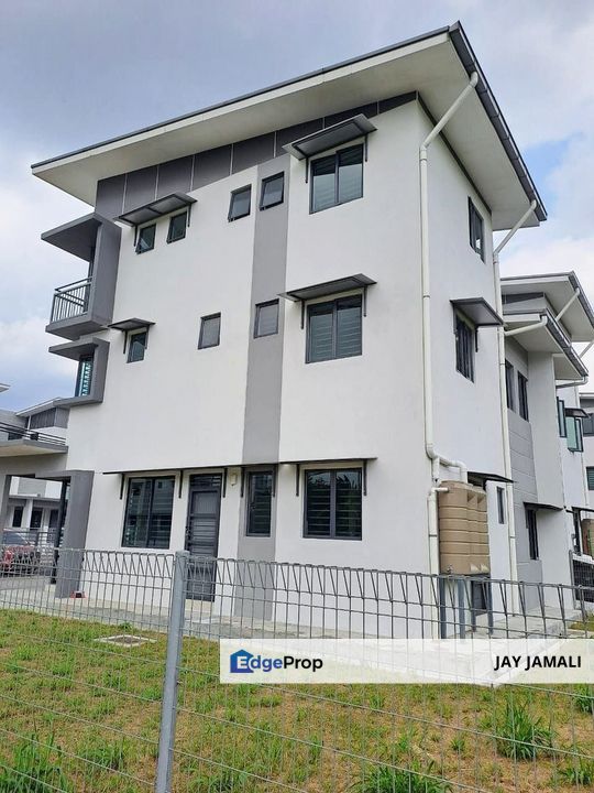 3 Storey Semi-D @ Taman Sentosa Damai, Teras Jernang, Kajang FOR RENT, Selangor, Kajang
