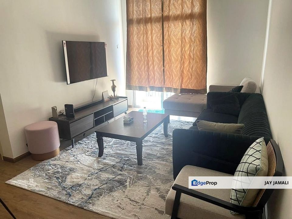 FULLY FURNISHED, MORE THAN 1000sqft Lakefront Homes Level 25 Cyberjaya FOR RENT , Selangor, Cyberjaya