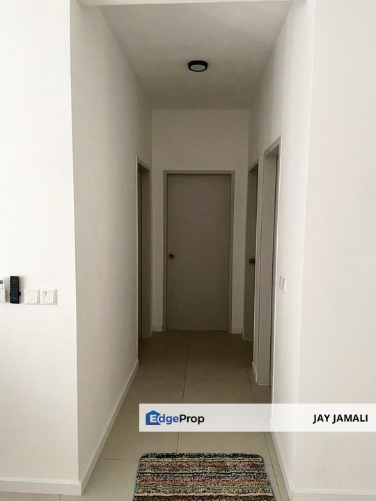 Lake View, Almost Fully Furnished, New Unit Casa Embun, Cybersouth For Rent, Selangor, Sepang