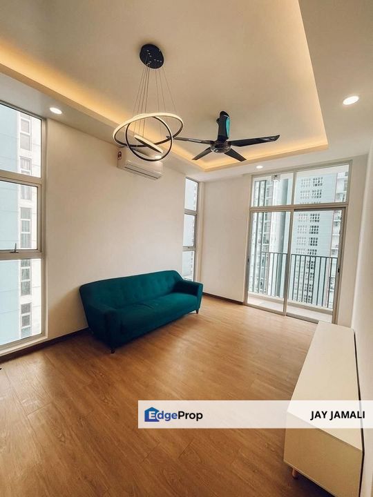 Partial Furnished, Lakefront Homes Level 7 with 2 parking lot, Cyberjaya For Rent, Selangor, Cyberjaya