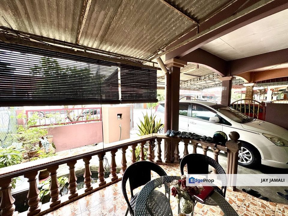 RENOVATED & EXTENDED Single Storey Terrace For Sale at Taman Kembara 3, Rantau Panjang, Klang, Selangor, Klang