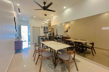 Casa Bluebell @ Cybersouth