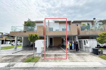 Casa Bluebell @ Cybersouth